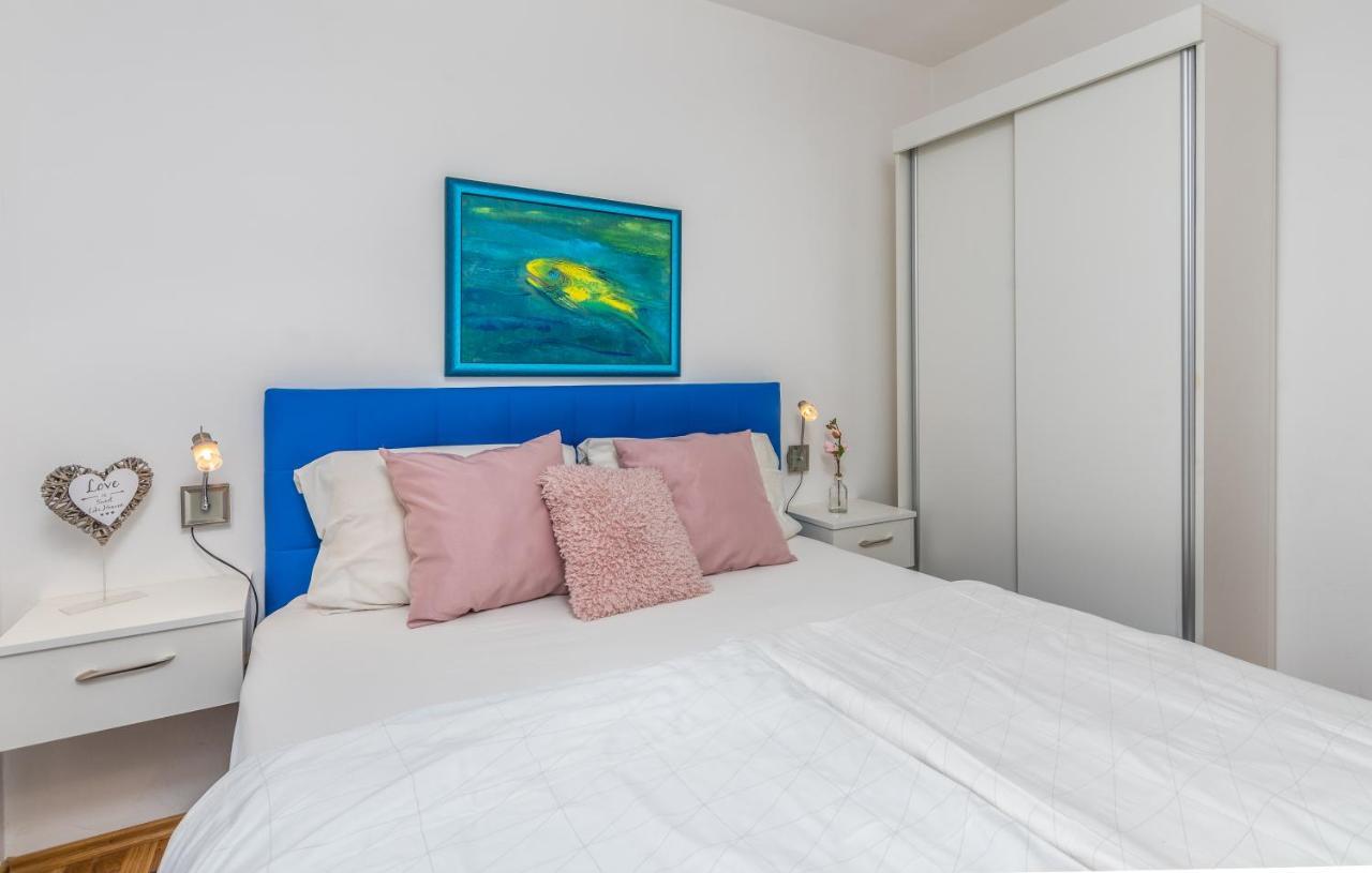 Apartment DK Malinska Buitenkant foto
