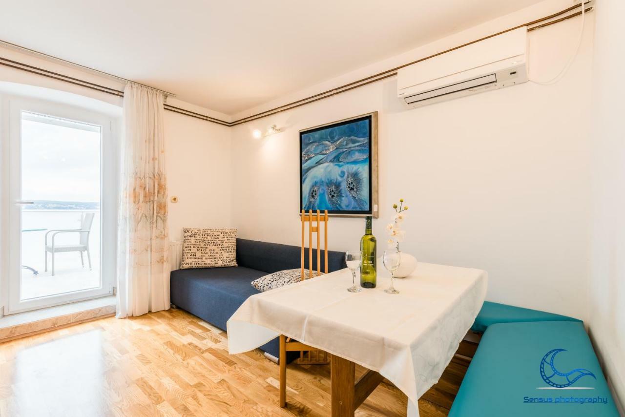Apartment DK Malinska Buitenkant foto