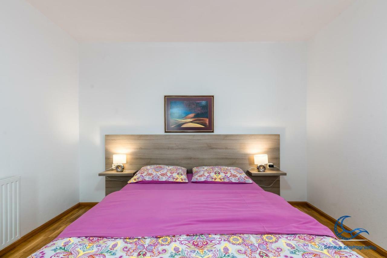 Apartment DK Malinska Buitenkant foto